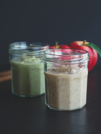 Make this Apple Pie Smoothie green or not, either way, you'll love just how much these taste like dessert, without being loaded with fat and empty calories! | @tasteLUVnourish