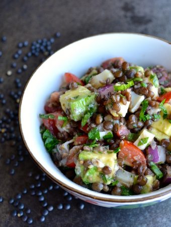 Beluga Lentil Salad with Hearts of Palm and Avocado - this power salad is packed with awesome flavors topped with a citrusy dressing. | @tasteLUVnourish on www.tasteloveandnourish.com