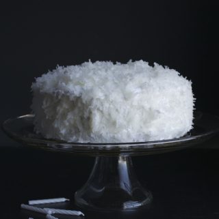 Coconut Key Lime Cake | @tasteLUVnourish | #coconut #keylime #cake #light #dessert