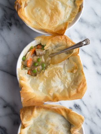 Phyllo Chicken Pot Pie - save a ton of calories and fat by using phyllo and this simple recipe! | @tasteLUVnourish on www.tasteloveandnourish.com