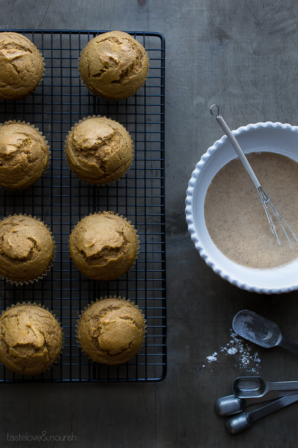 Maple Spice Glazed Pumpkin Muffins | @tasteLUVnourish | #pumpkin #muffins #fall #plantprotein @lovemysilk