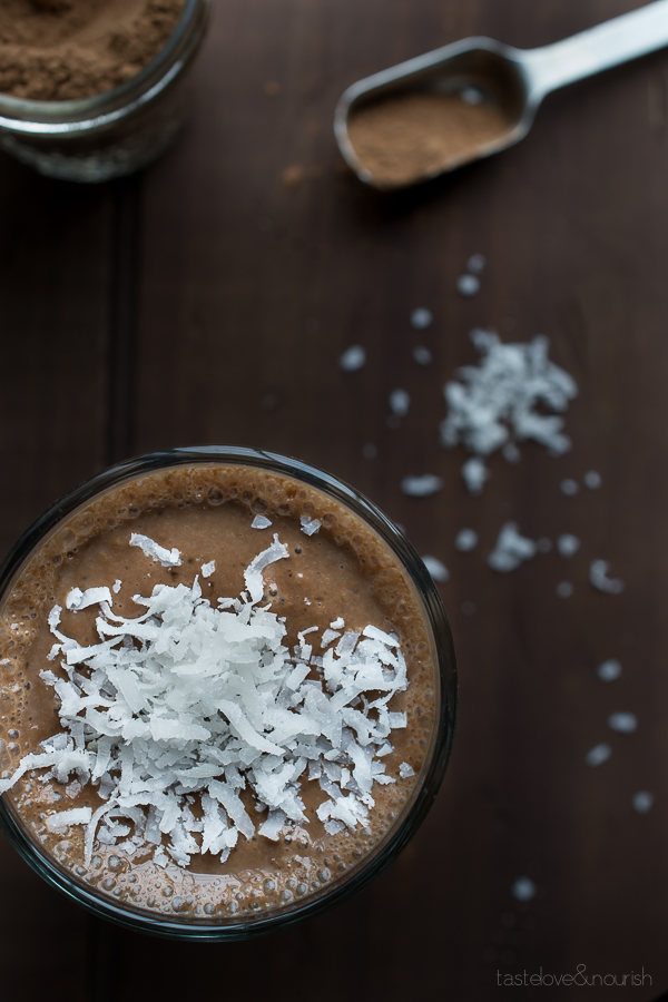 Almond Joy Smoothie Recipe - satisfy your chocolate cravings without added sugar! | @tasteLUVnourish 