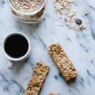 These easy Muesli Breakfast Bars are an unbelievably delicious way to grab-and-go on busy mornings! @tasteLUVnourish