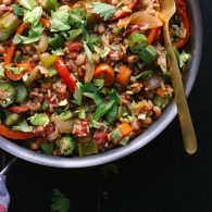 This easy Vegetable Jambalaya has amazing flavor with a bit of spice. Tips for creating satisfying vegetarian dishes make all the difference! | @tasteLUVnourish | Vegetarian | Vegan | Gluten-Free